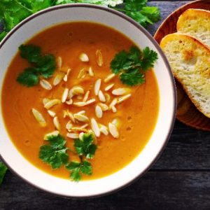 Przepis na zupę z pieczonej dyni